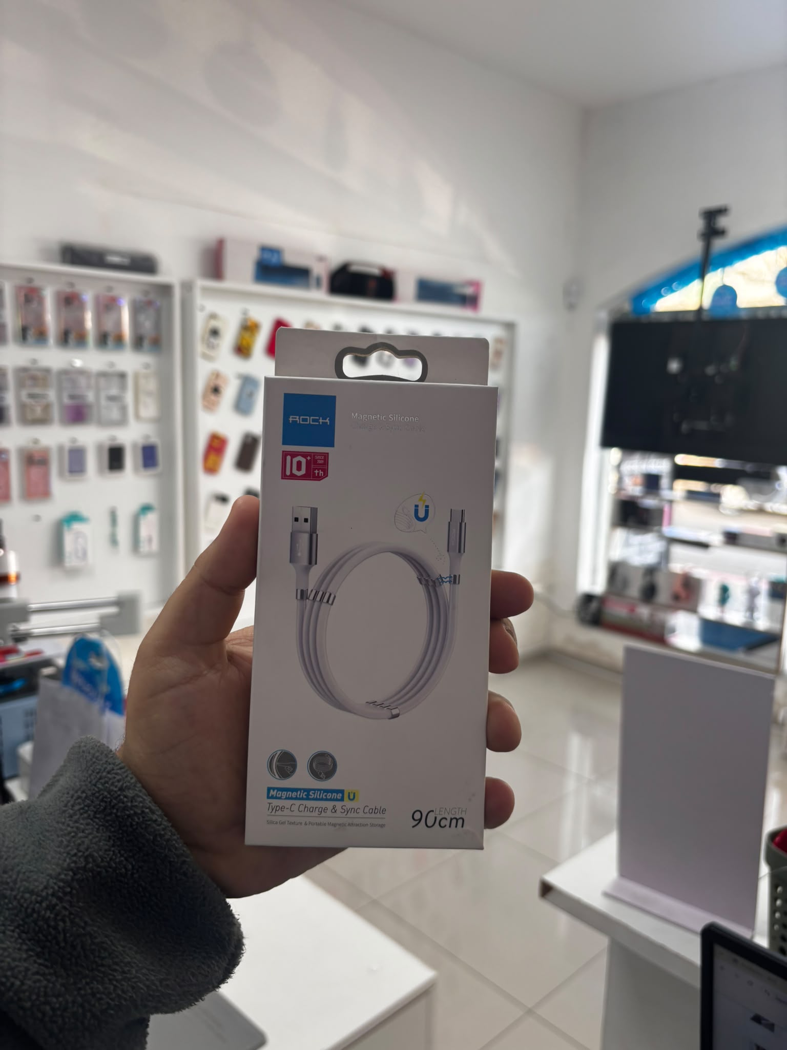 cable de datos  de USB a tipo-C con bobinado magnético ROCK