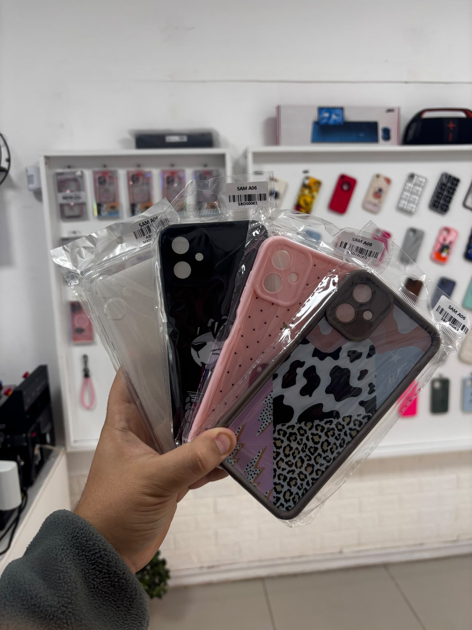 fundas samsung A06 $400 c/u
