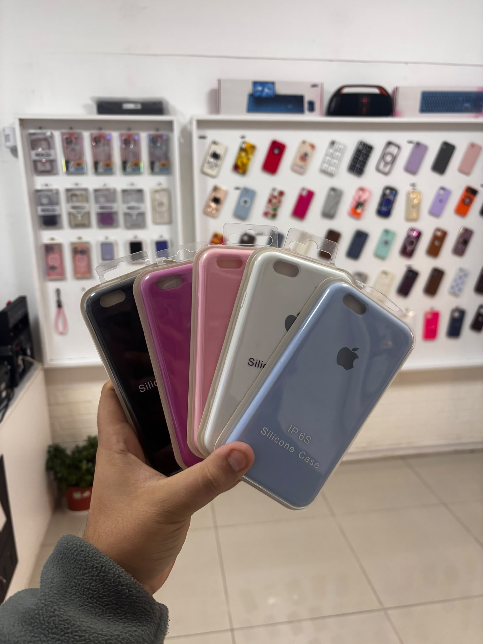 funda iphone 6s $600 c/u